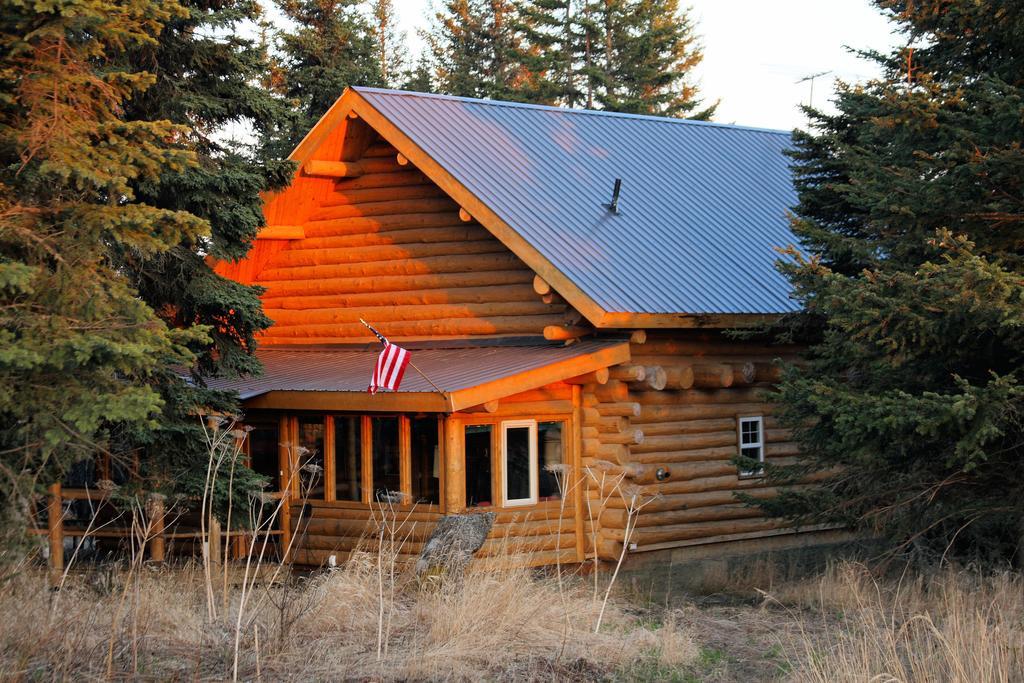 Wise Old Hunter Lodge Anchor Point Bagian luar foto