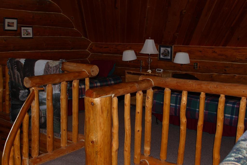 Wise Old Hunter Lodge Anchor Point Ruang foto